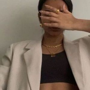 Meet your Posher, Juliette